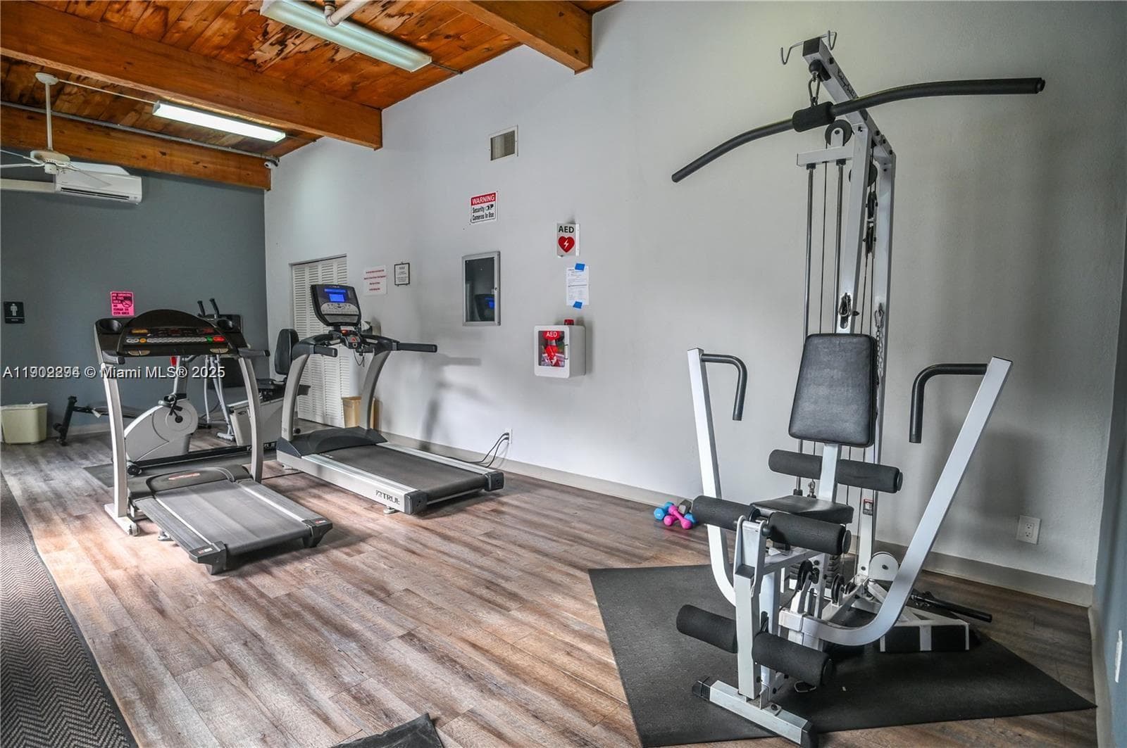 FAIRWAYS ROYALE CONDO · #204 in Hallandale Beach - Photo 13