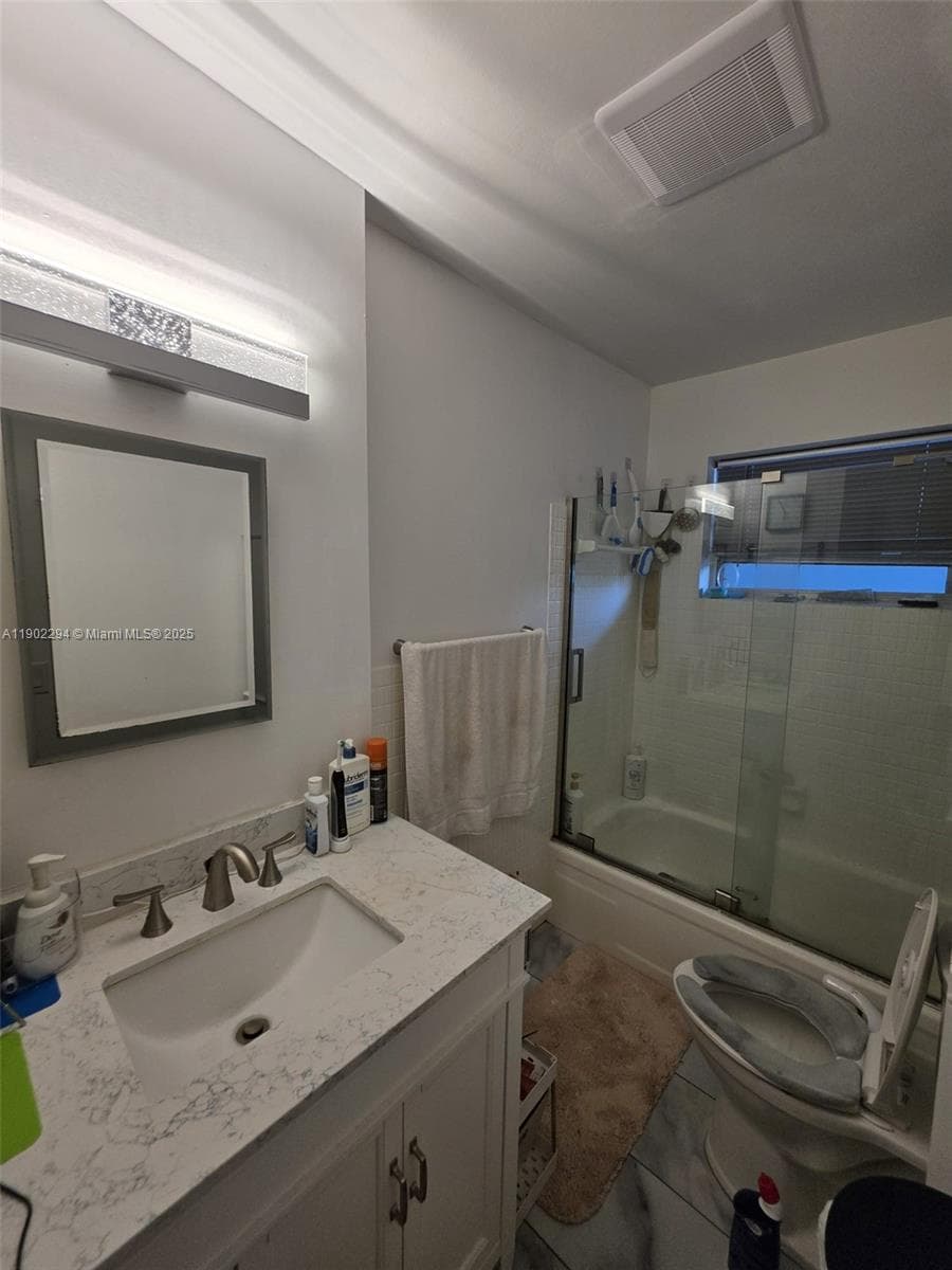 FAIRWAYS ROYALE CONDO · #204 in Hallandale Beach - Photo 37