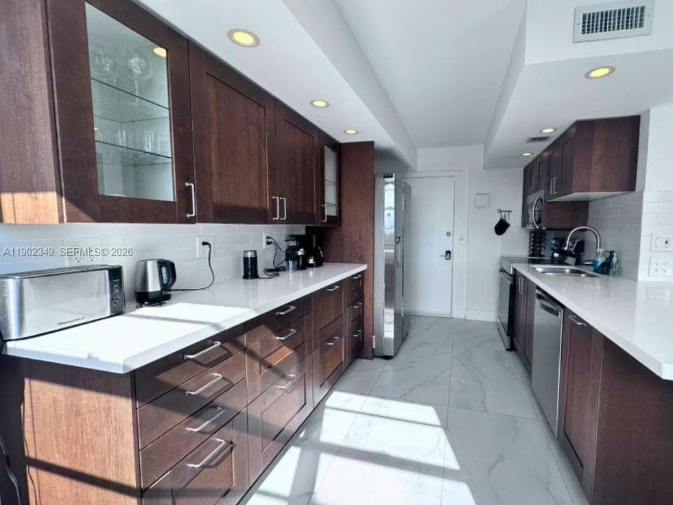 THE CLIFTON CONDO · #1210 in Hallandale Beach - Photo 9