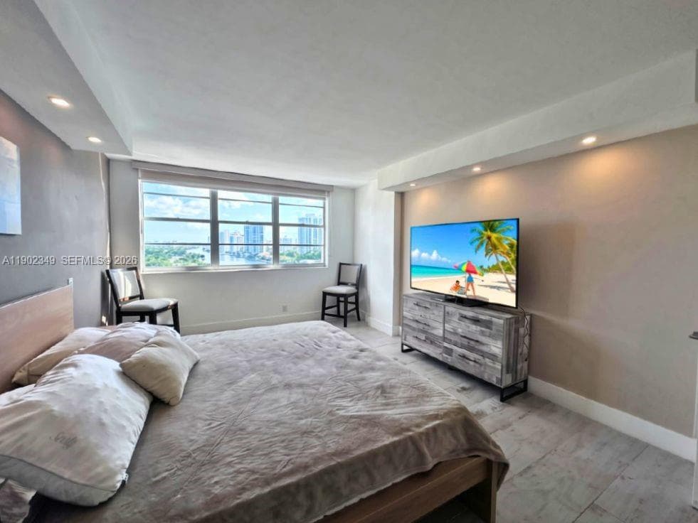 THE CLIFTON CONDO · #1210 in Hallandale Beach - Photo 11