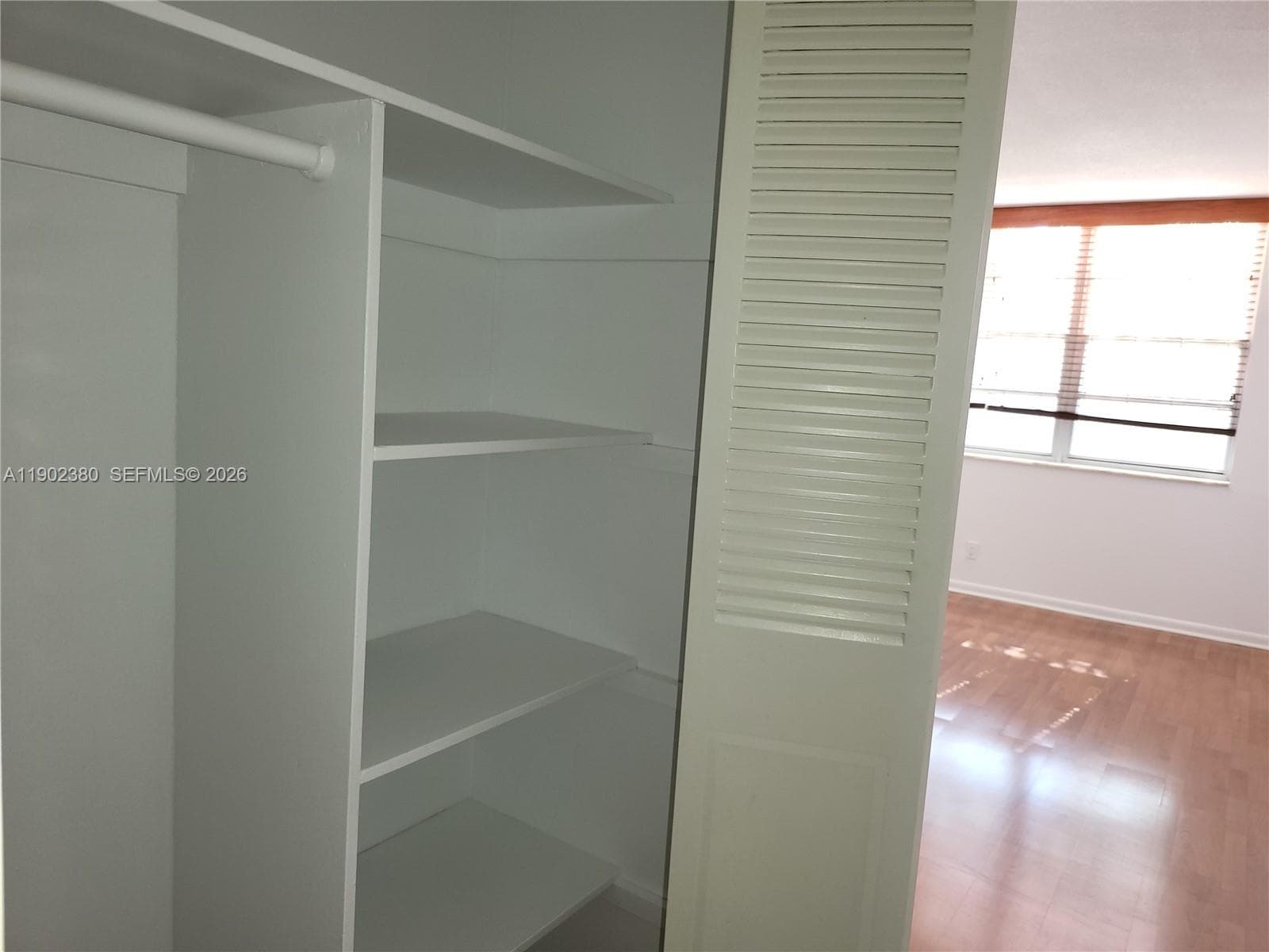 GOLDEN VIEW CONDO · #306 in Hallandale Beach - Photo 23