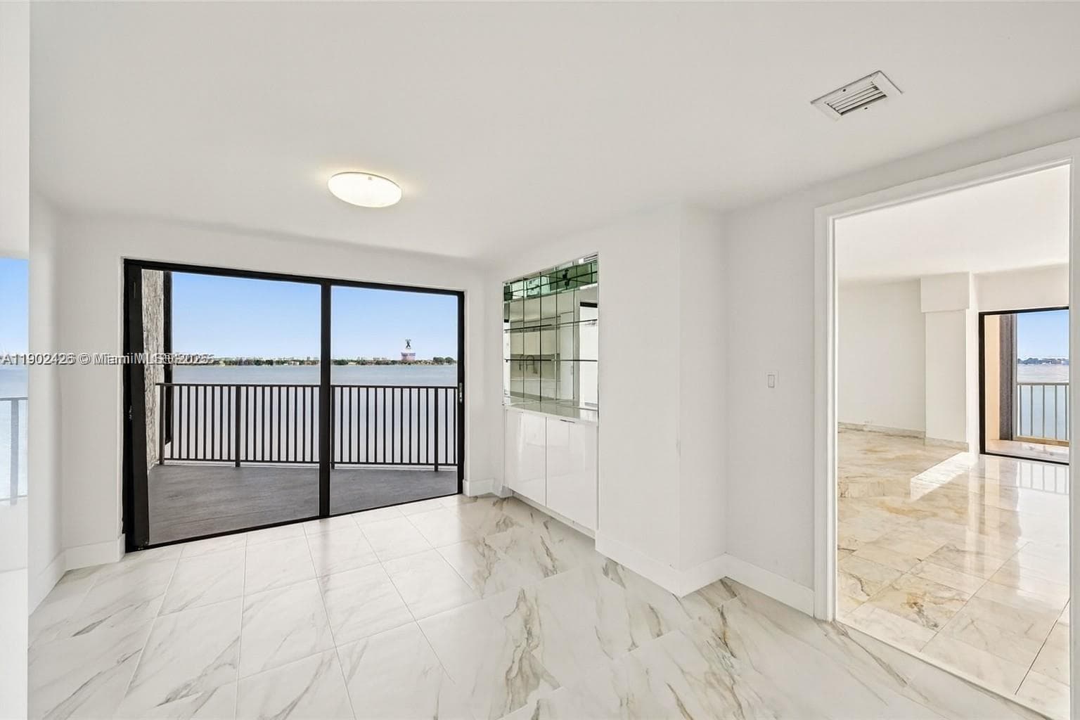 CRICKET CLUB CONDO · #1004 in Miami - Photo 17