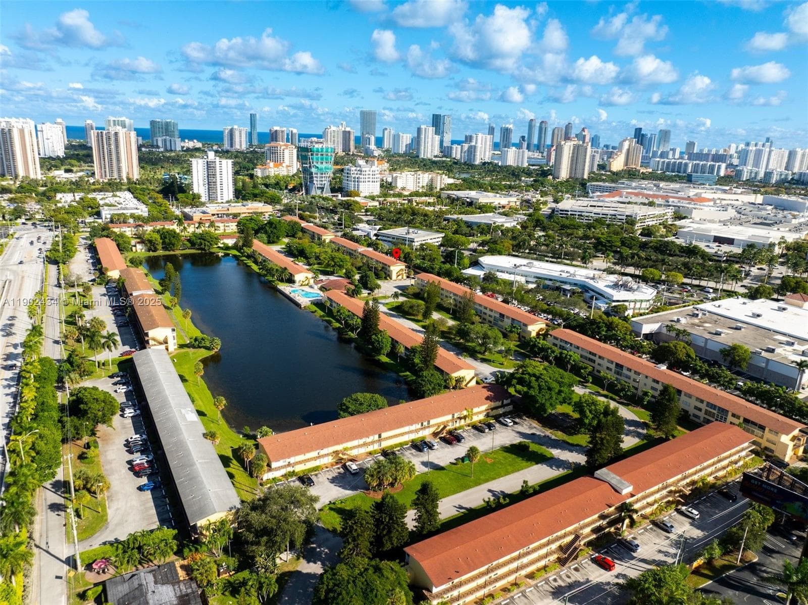 BISC LAKE GARDENS NO 2 BL · #F110 in Aventura - Photo 22