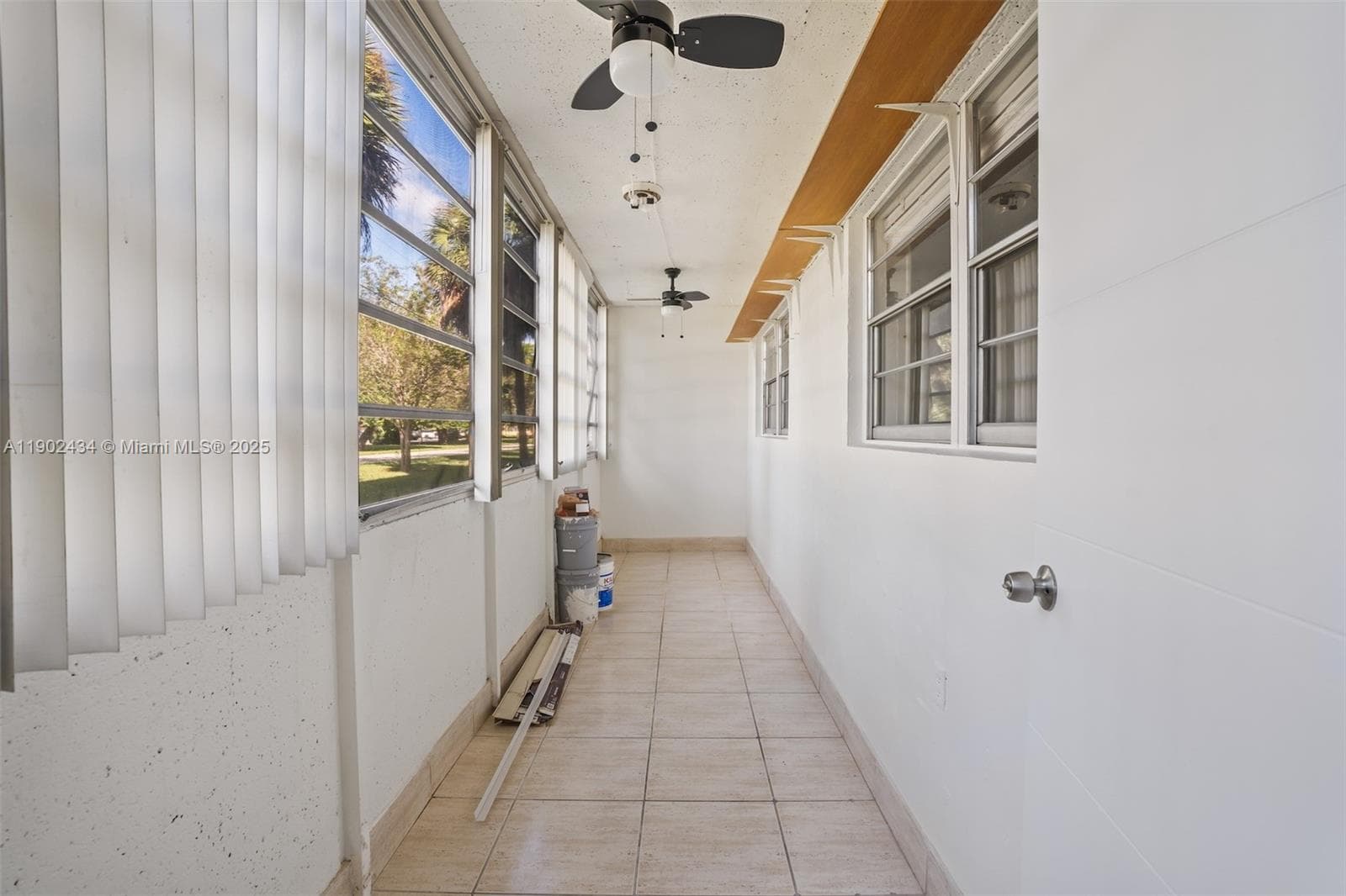 BISC LAKE GARDENS NO 2 BL · #F110 in Aventura - Photo 10