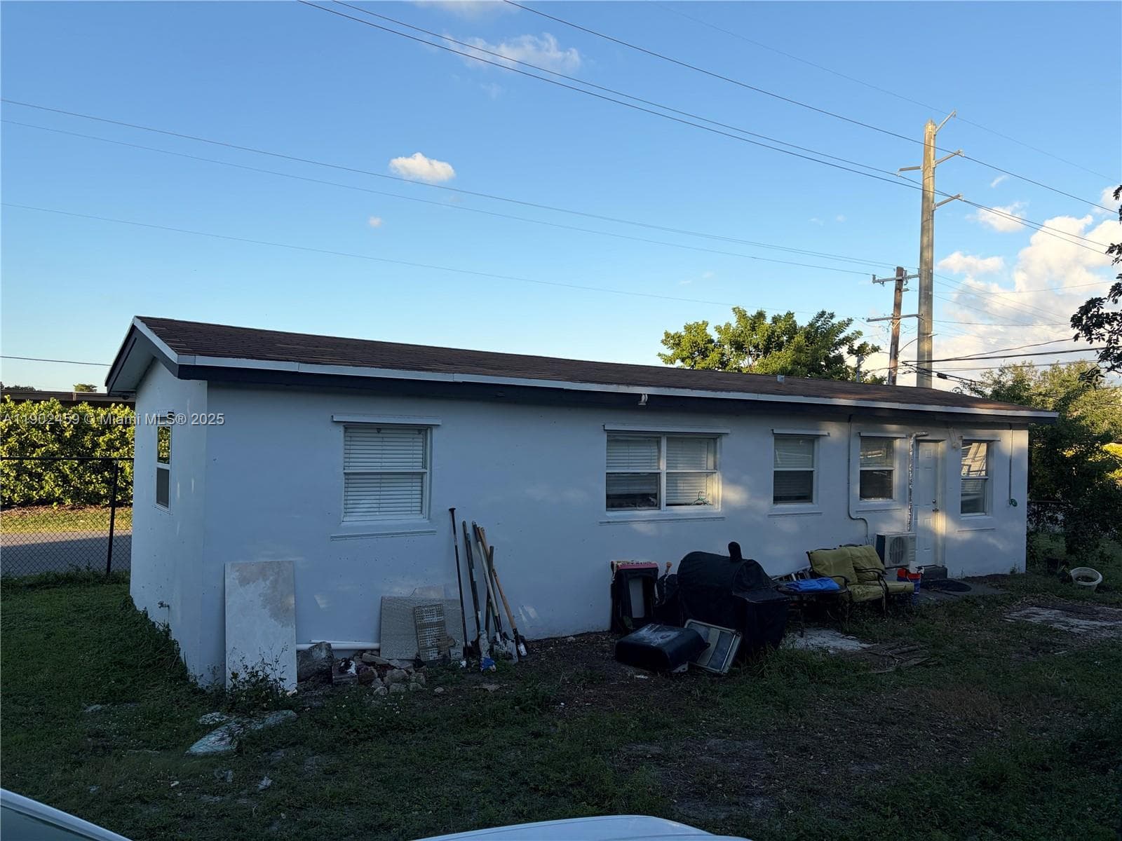 1430 NW 7th St photo 8