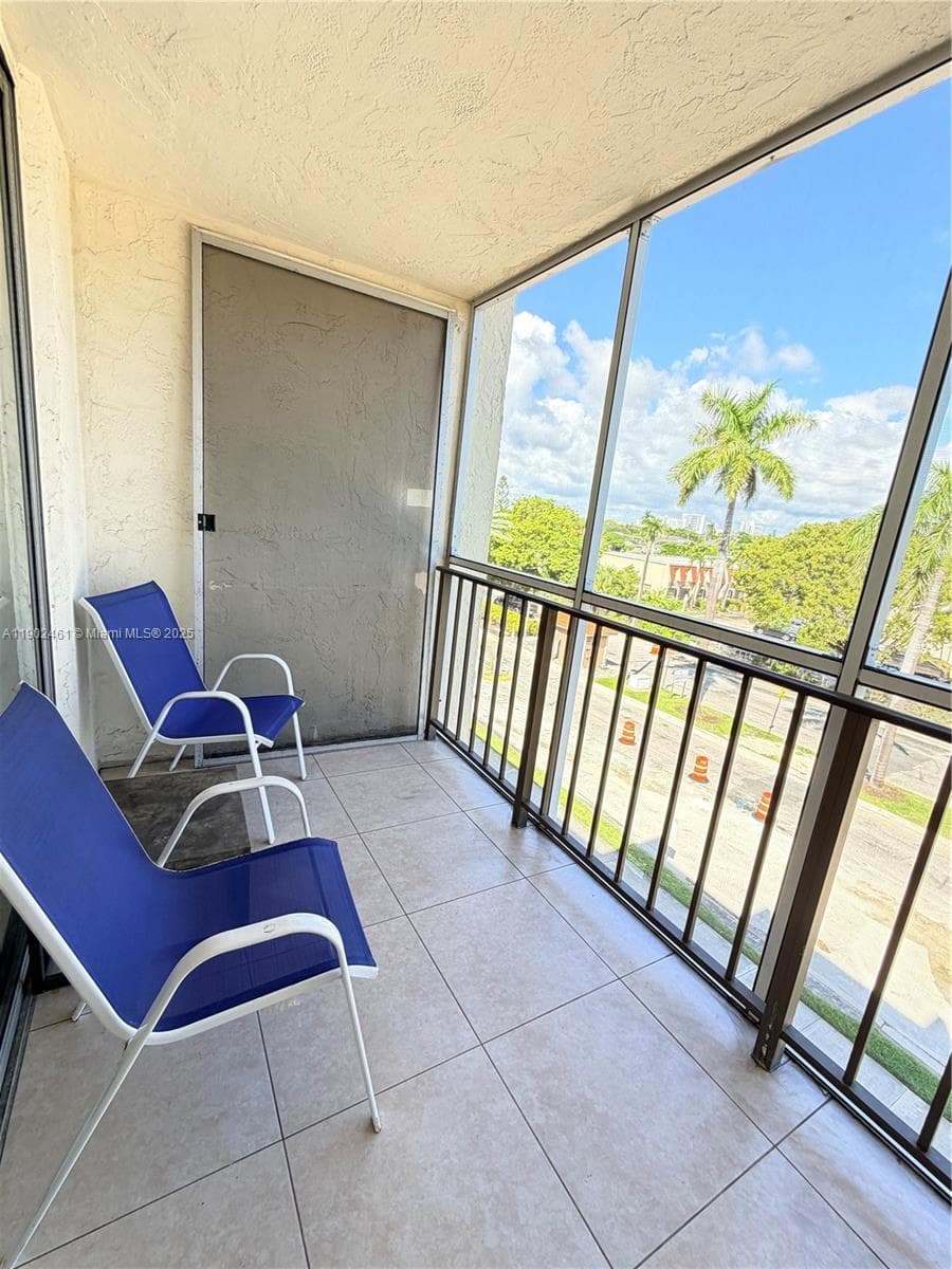 DESOTO PARK CONDO · #405 in Hallandale Beach - Photo 13