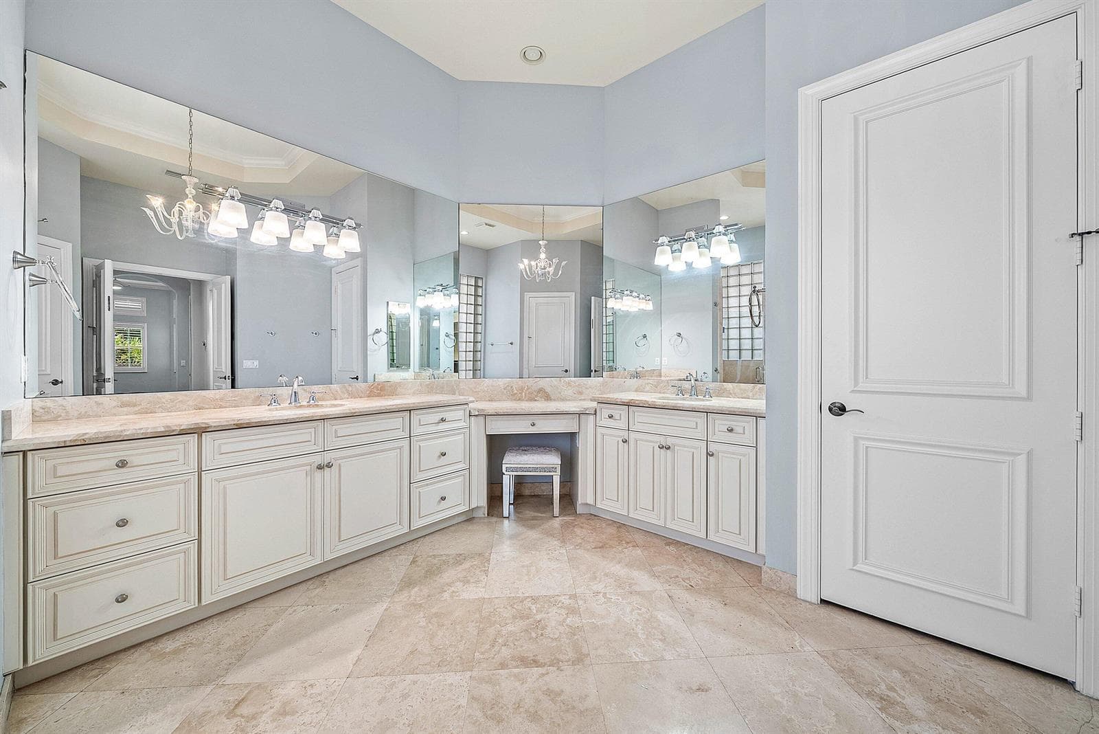 032-326CharrouxDrive-PalmBeachGardens-FL