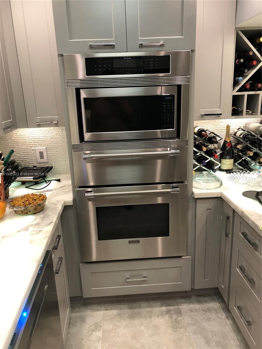 Thermador triple unit with warming drawer