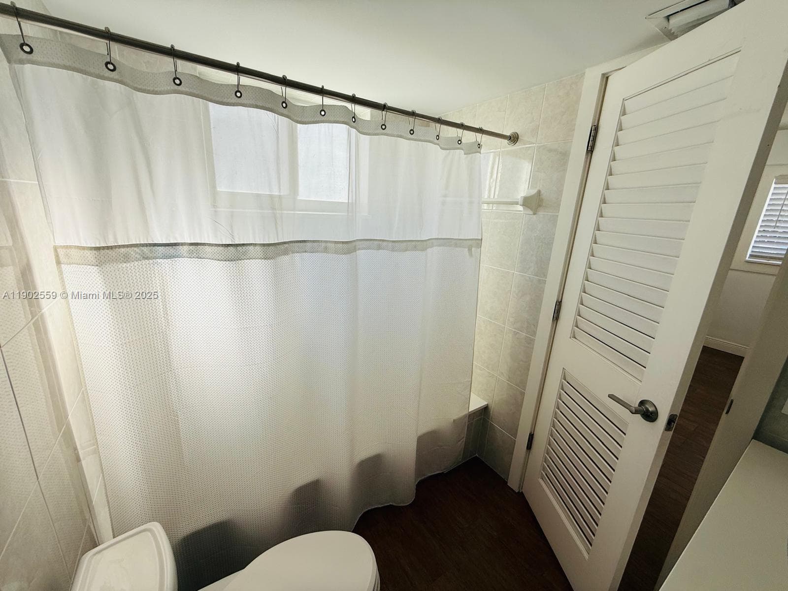 GOLDEN CACHE CONDO · #1 in Pompano Beach - Photo 12