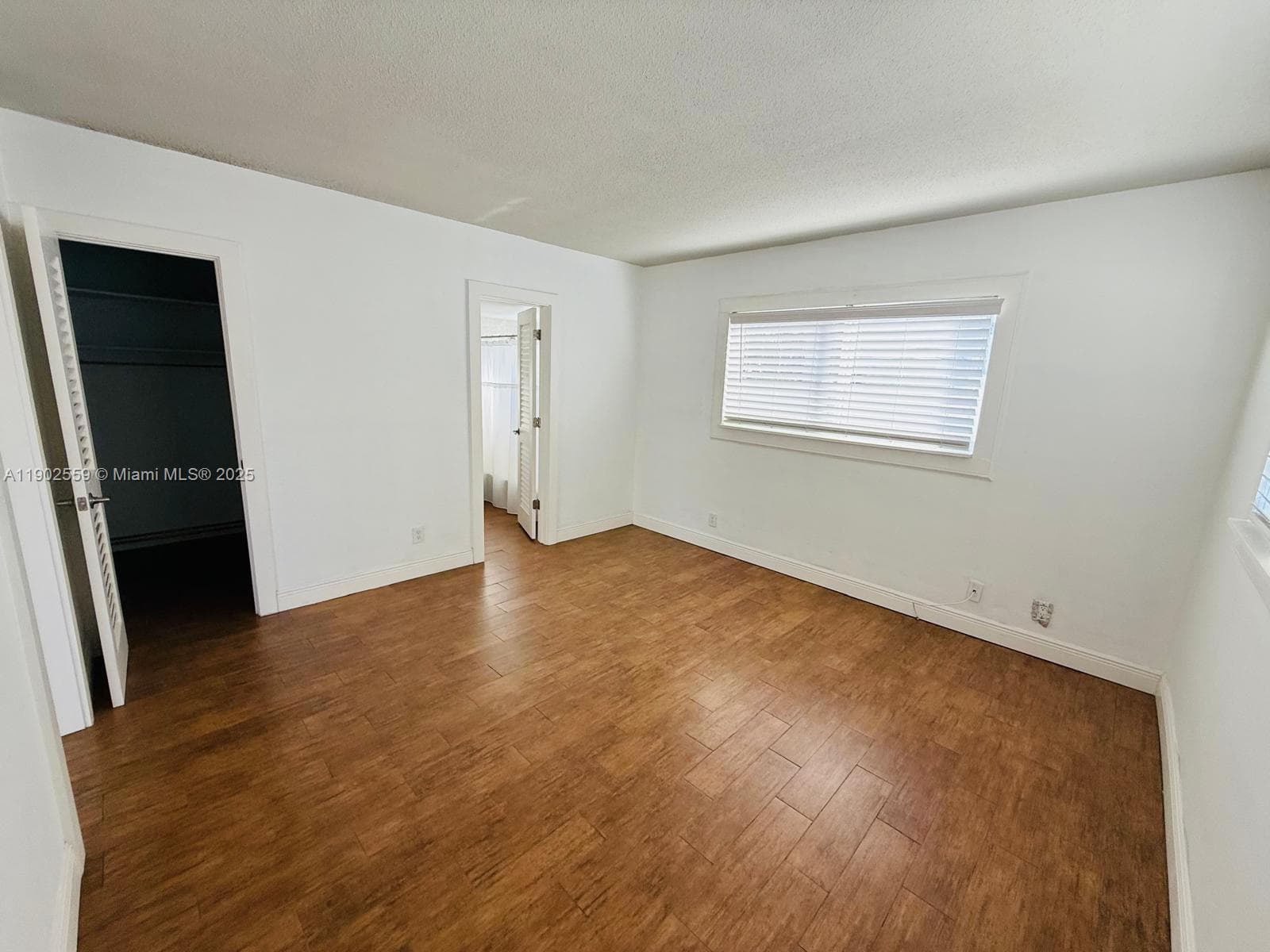 GOLDEN CACHE CONDO · #1 in Pompano Beach - Photo 9