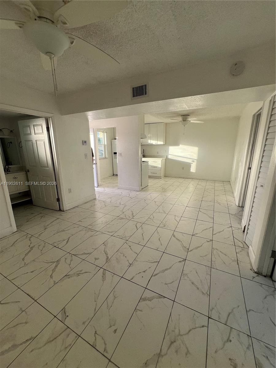 NEW WORLD CONDO APTS II · #136 in Miami Gardens - Photo 6