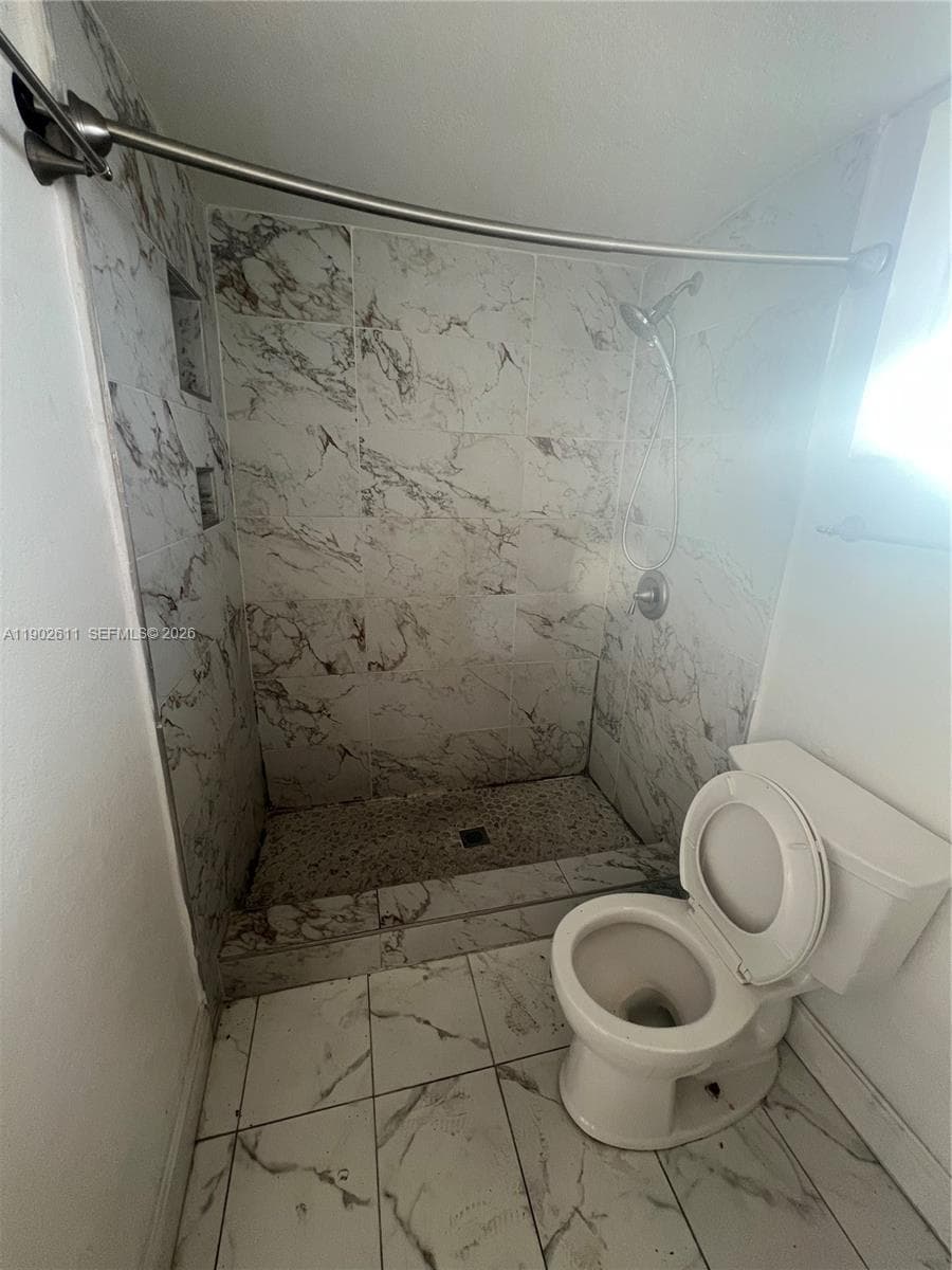 NEW WORLD CONDO APTS II · #136 in Miami Gardens - Photo 7