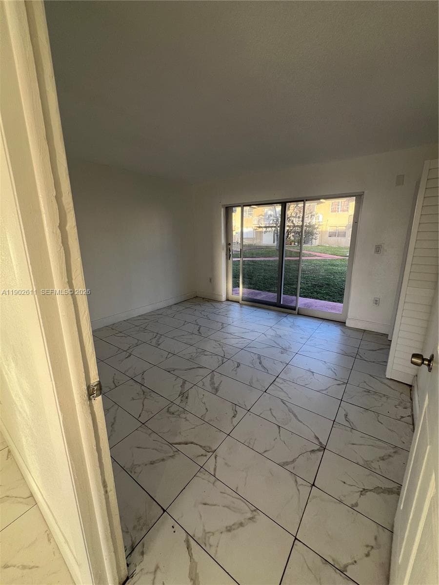 NEW WORLD CONDO APTS II · #136 in Miami Gardens - Photo 3