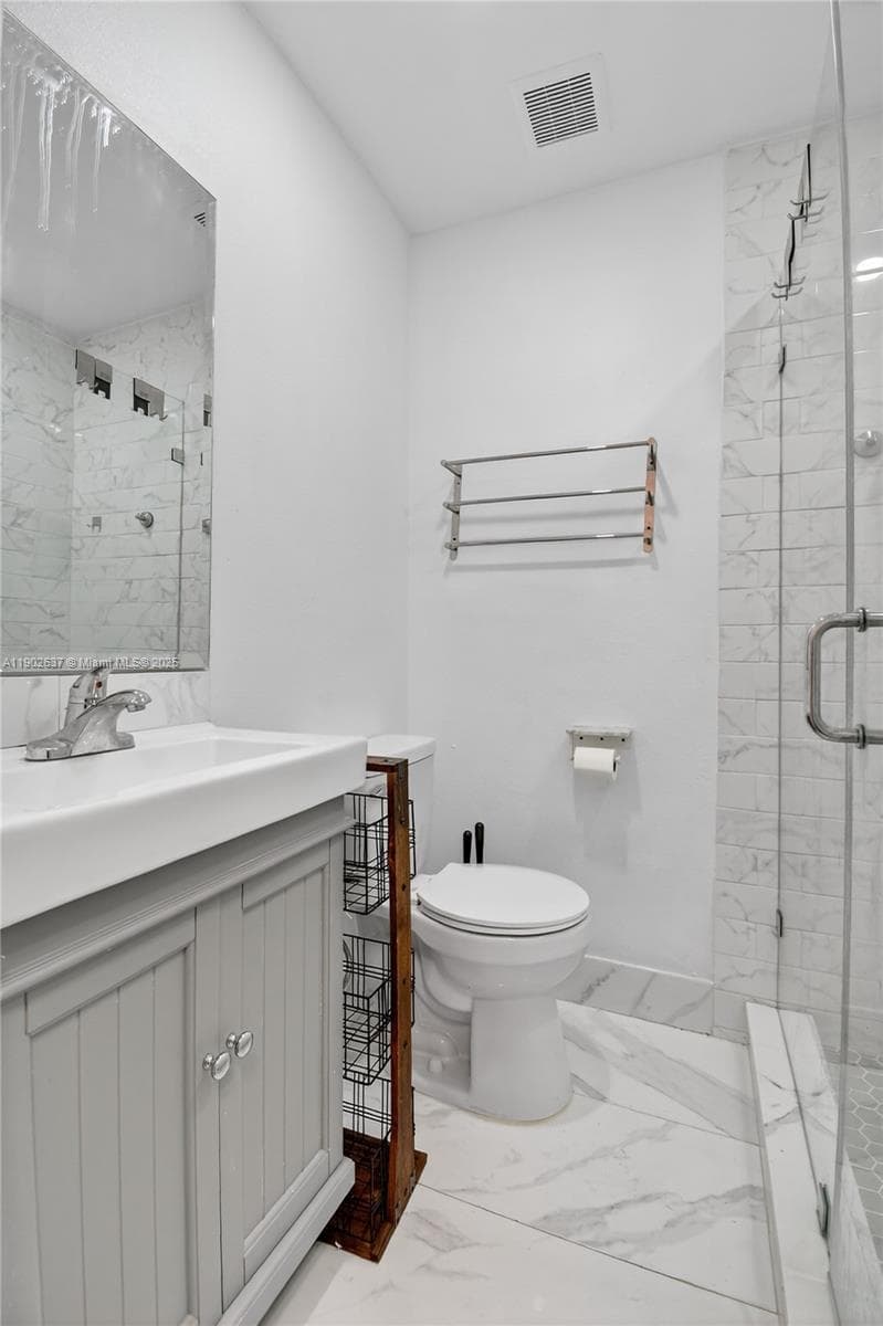 554 NW 46th St #1 photo 22