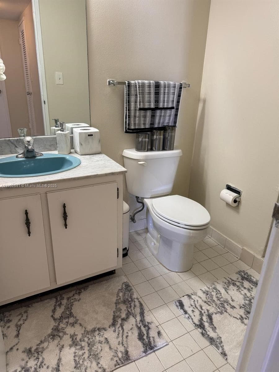 THE OLYMPUS CONDO · #908 in Hallandale Beach - Photo 17