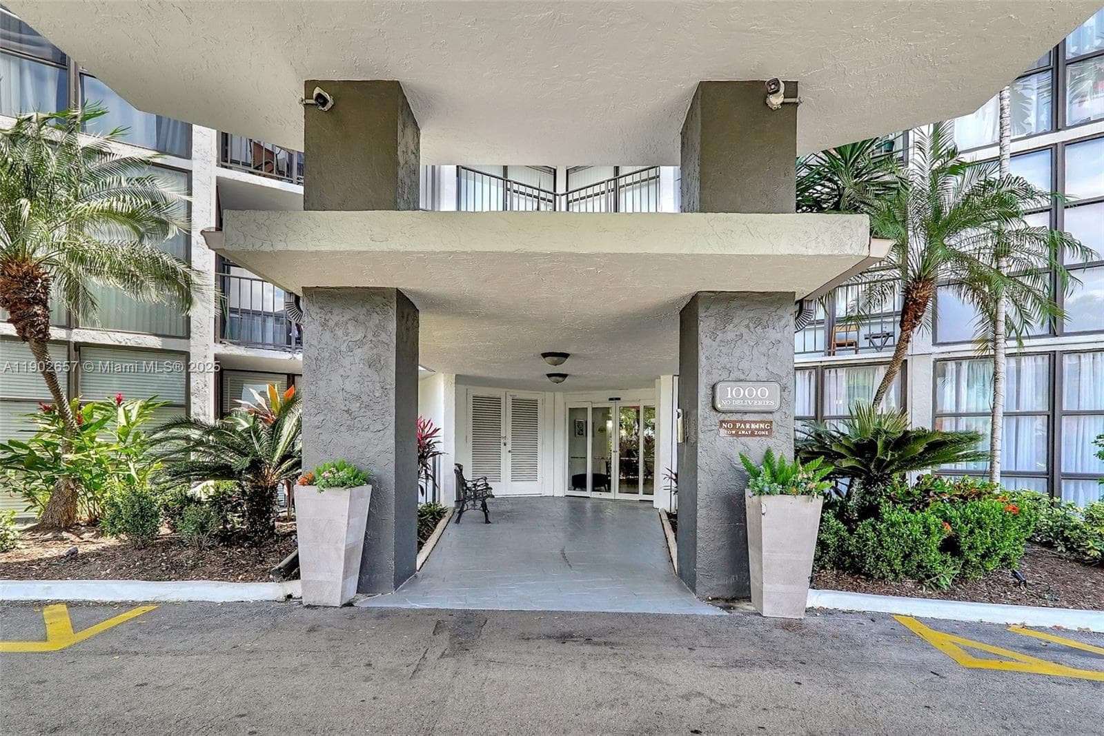 OCEANVIEW PARK CONDO · #412 in Hallandale Beach - Photo 23