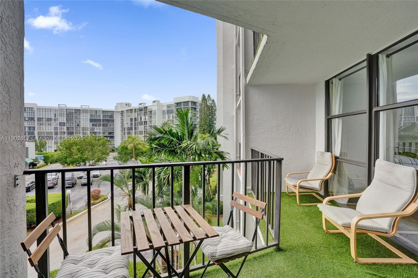 OCEANVIEW PARK CONDO · #412 in Hallandale Beach - Photo 13