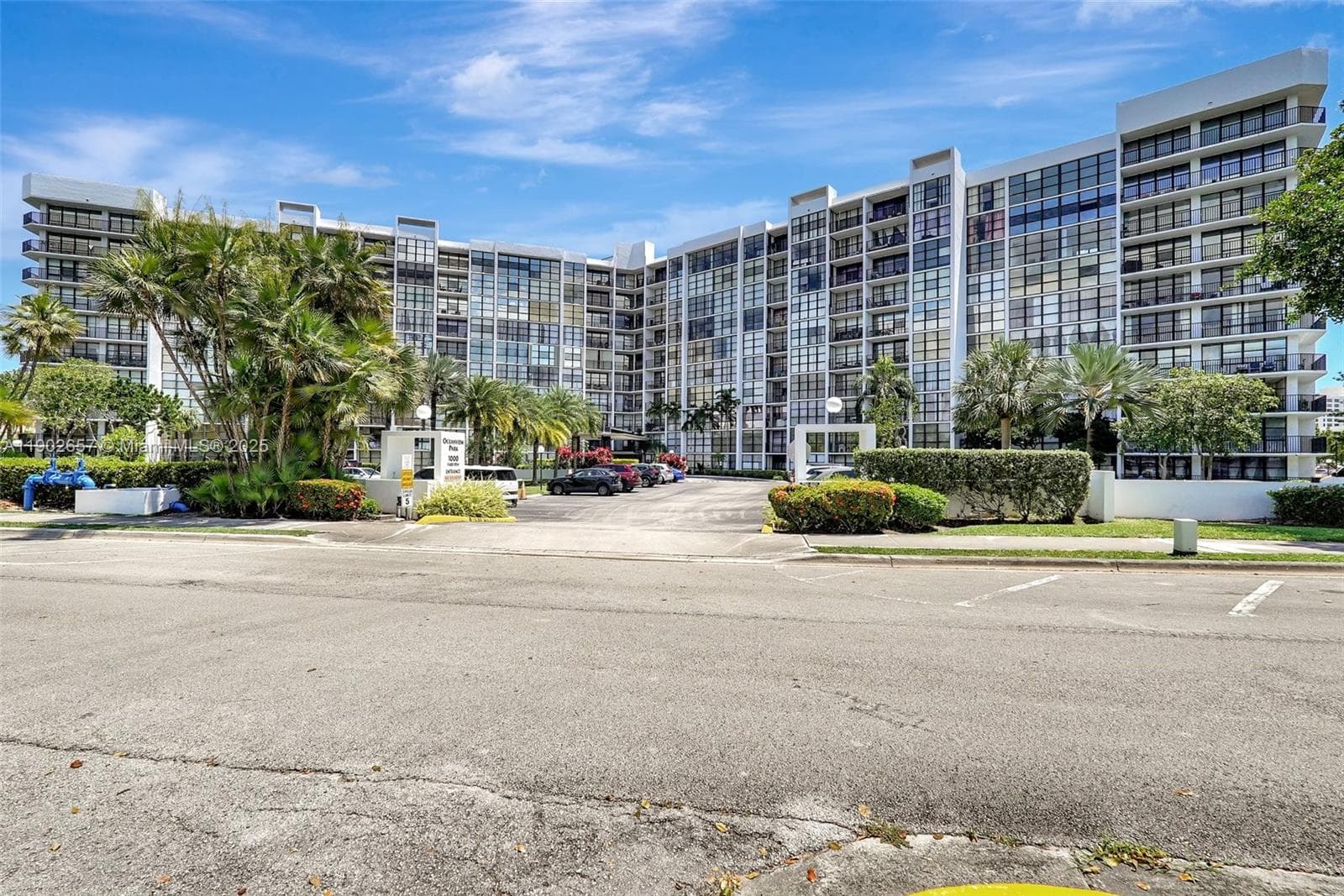 OCEANVIEW PARK CONDO · #412 in Hallandale Beach - Photo 22