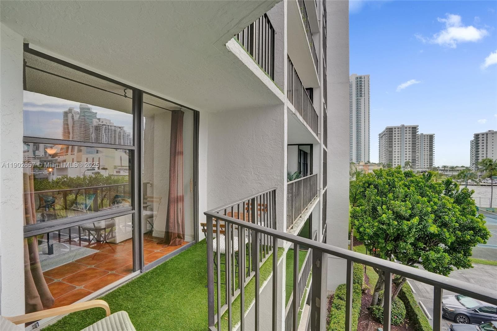 OCEANVIEW PARK CONDO · #412 in Hallandale Beach - Photo 14