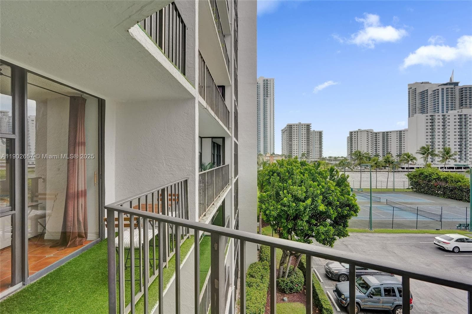 OCEANVIEW PARK CONDO · #412 in Hallandale Beach - Photo 15