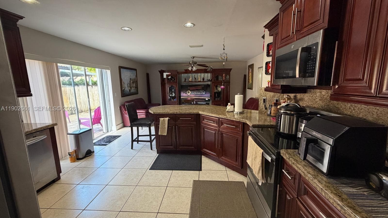 14713 SW 155th Pl photo 5