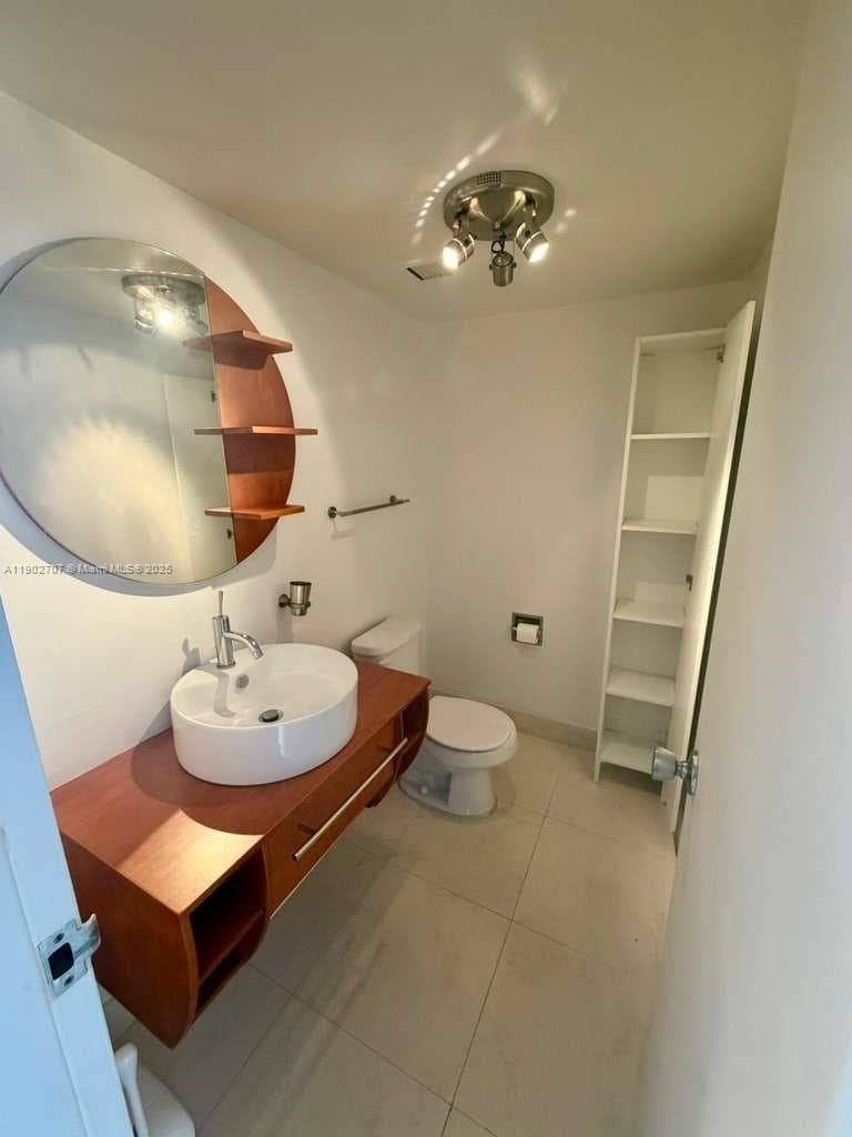 (Half Bath)