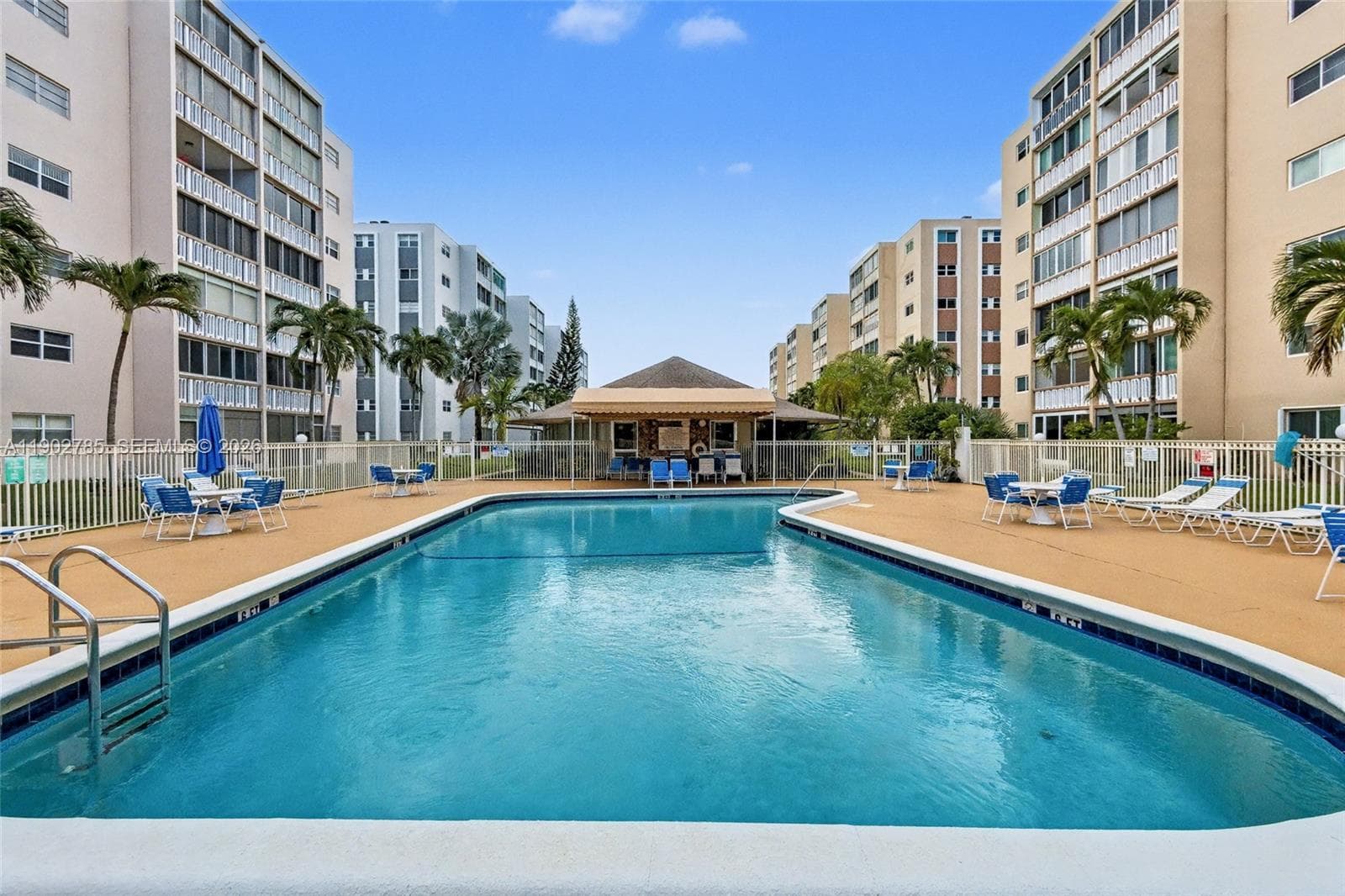 MEADOWBROOK · #208 in Hallandale Beach - Photo 37