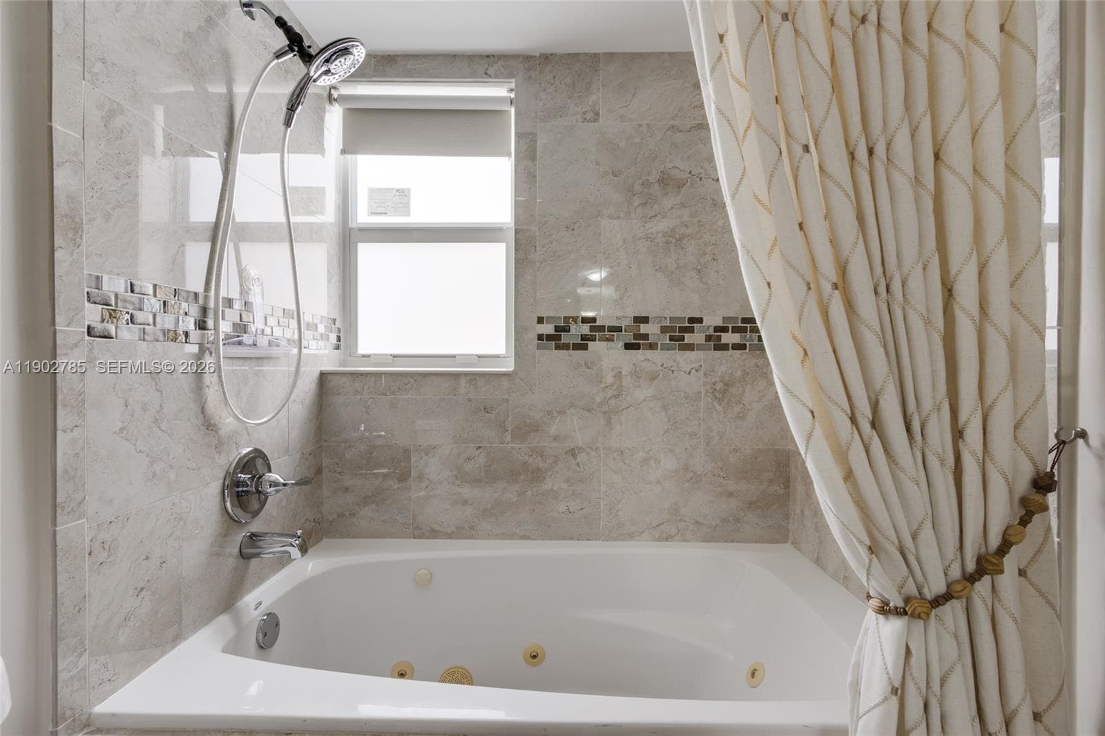MEADOWBROOK · #208 in Hallandale Beach - Photo 21