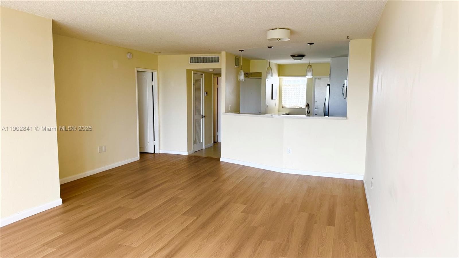 JADE WINDS GROUP - · #705-2 in Miami - Photo 9