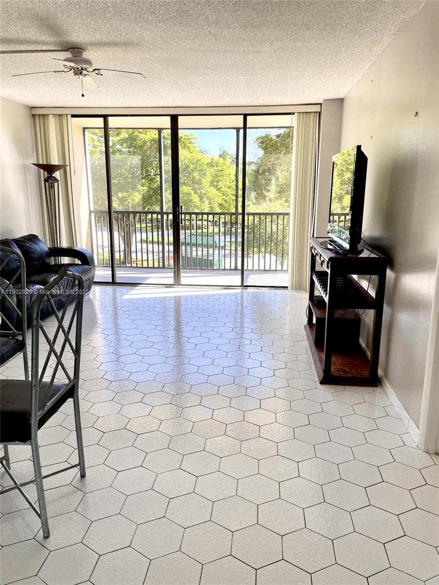 BRAVURA I CONDO · #309 in Aventura - Photo 4