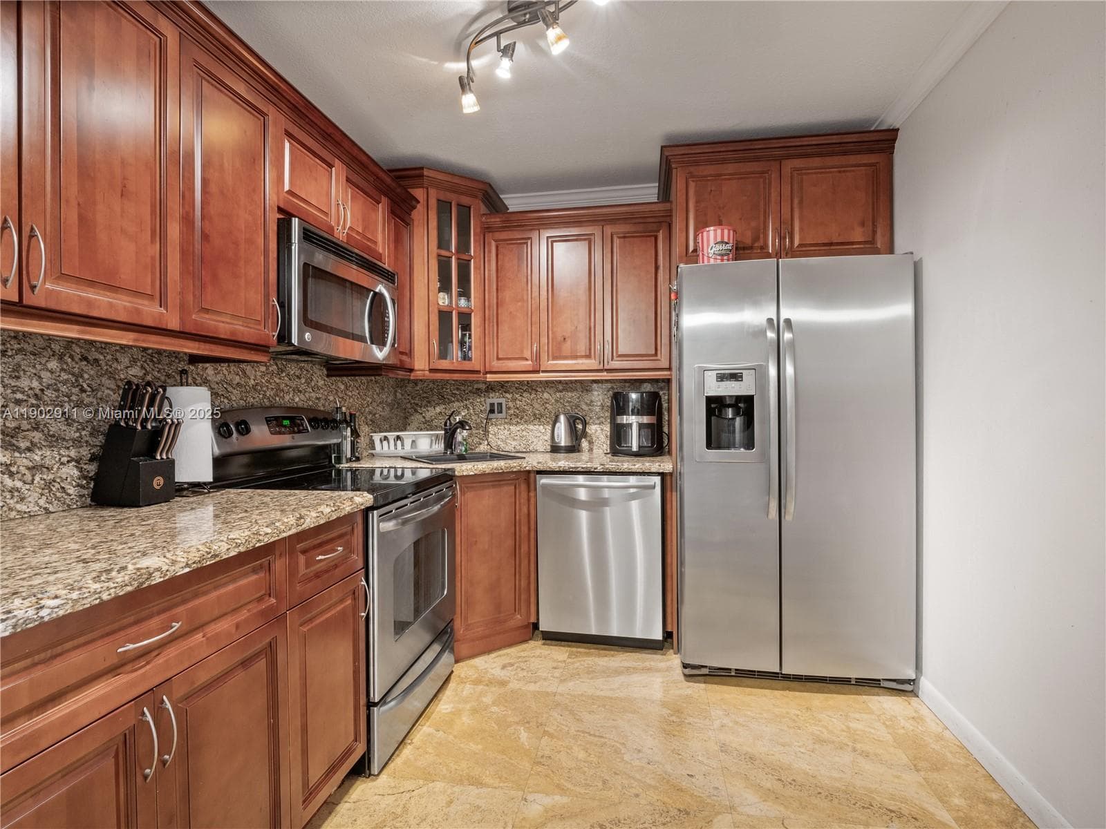Olympus · #1814 in Hallandale Beach - Photo 3