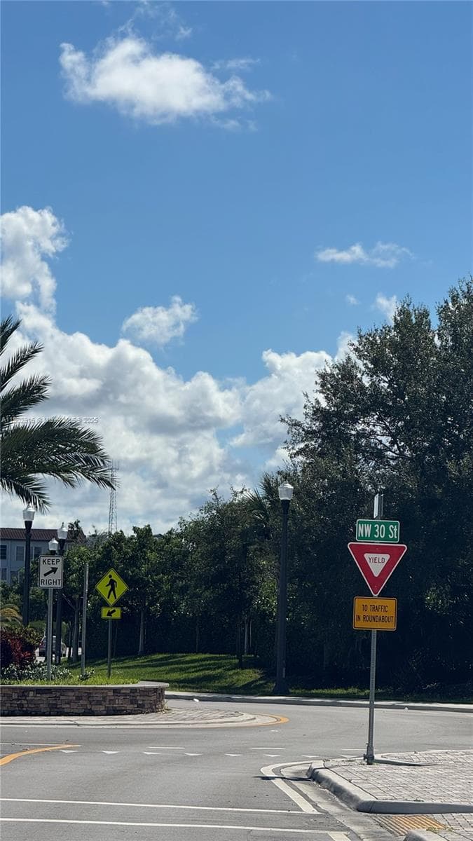 SOMERSET AT LAUDERDALE LA · #410L in Lauderdale Lakes - Photo 2