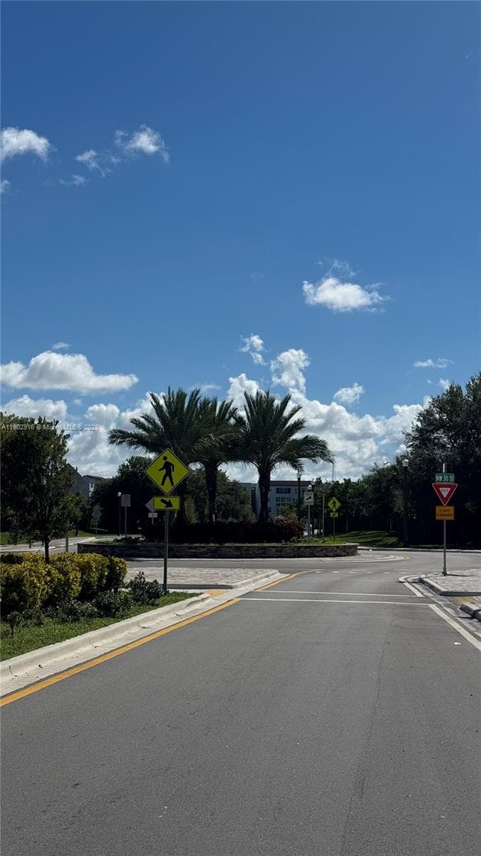 SOMERSET AT LAUDERDALE LA · #410L in Lauderdale Lakes - Photo 1