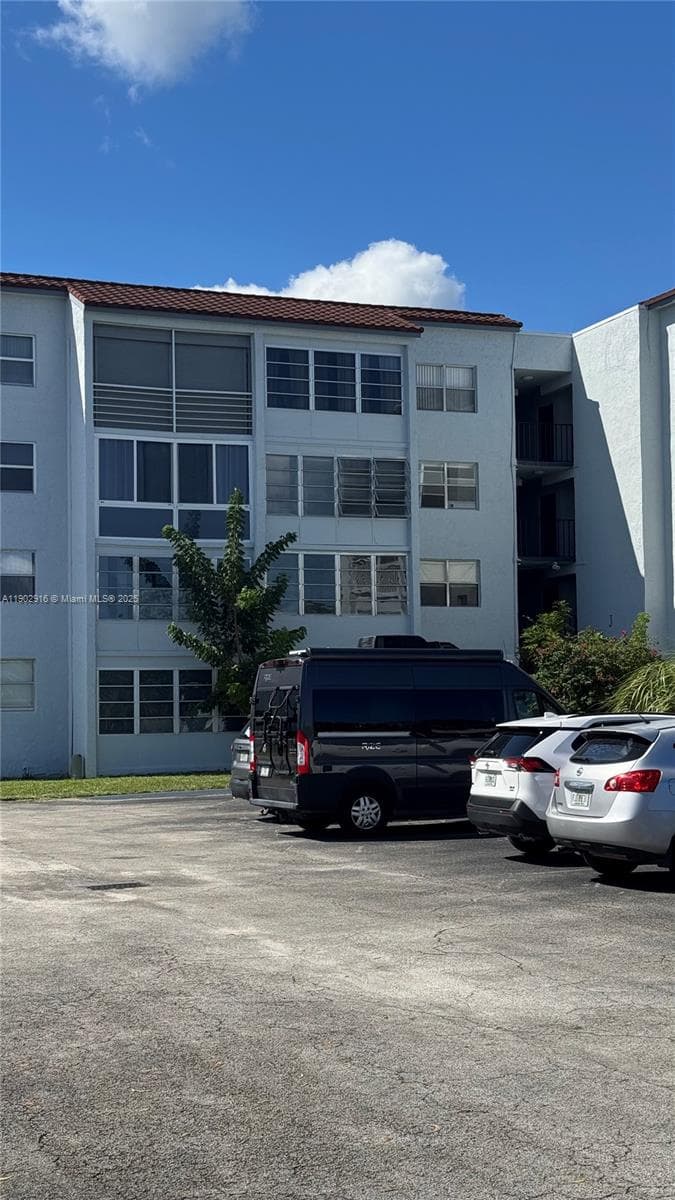 SOMERSET AT LAUDERDALE LA · #410L in Lauderdale Lakes - Photo 9