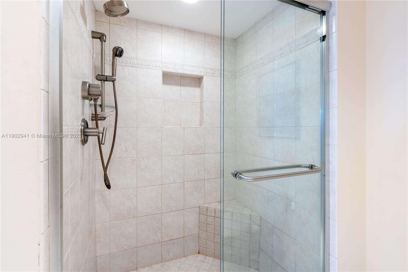 ANCHOR BAY CLUB · #PH2A in Hallandale Beach - Photo 36