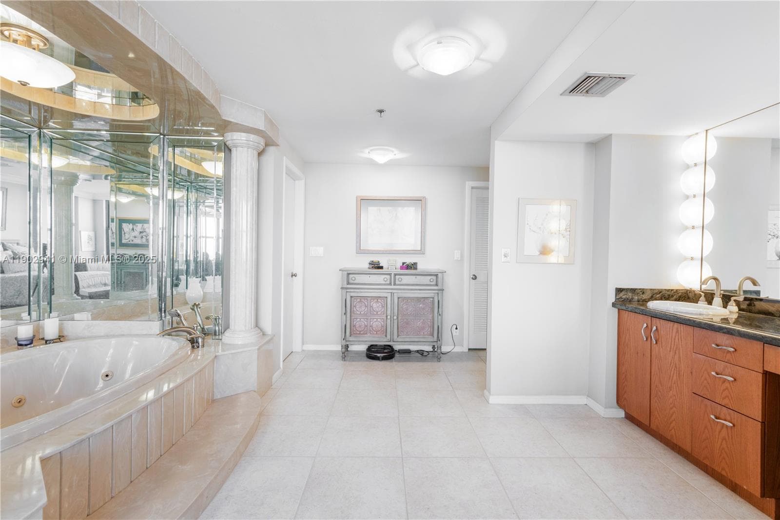 ANCHOR BAY CLUB · #PH2A in Hallandale Beach - Photo 31