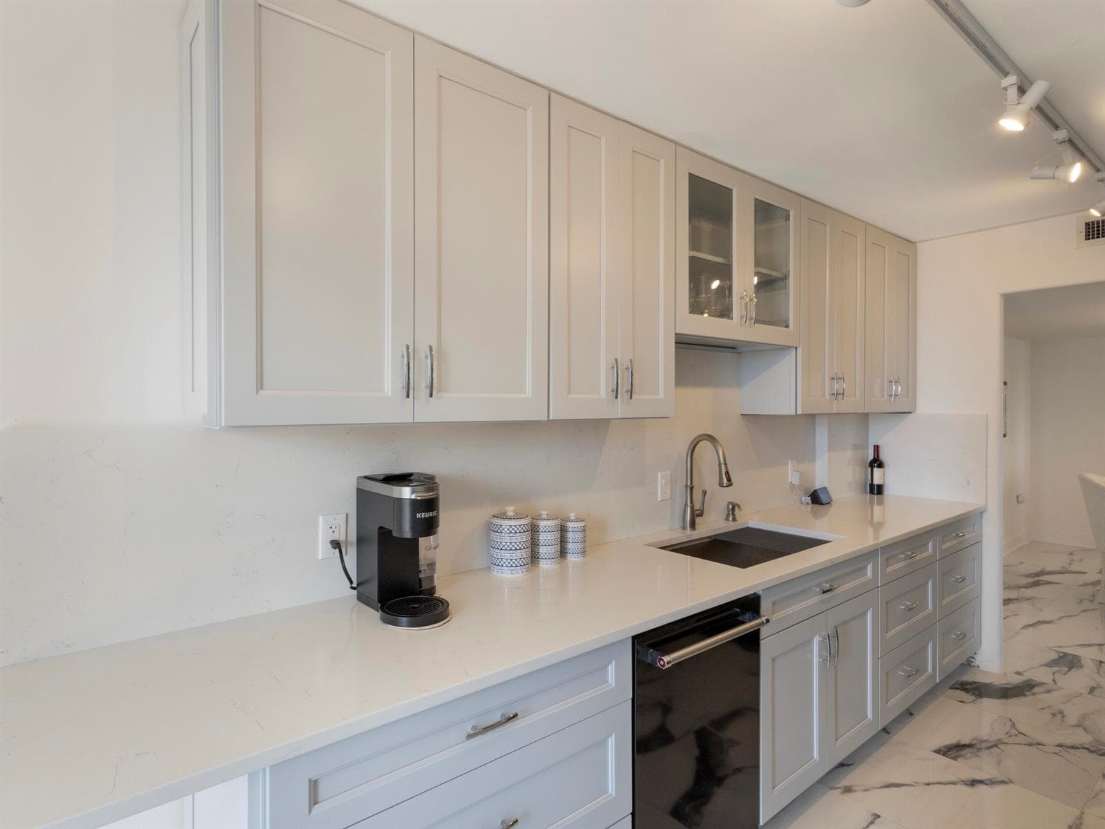 Kitchen 4