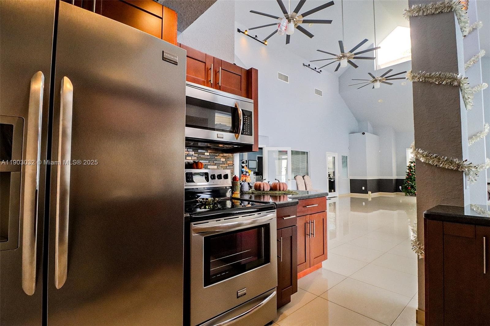 SUMMER LAKE · #105 in Oakland Park - Photo 32