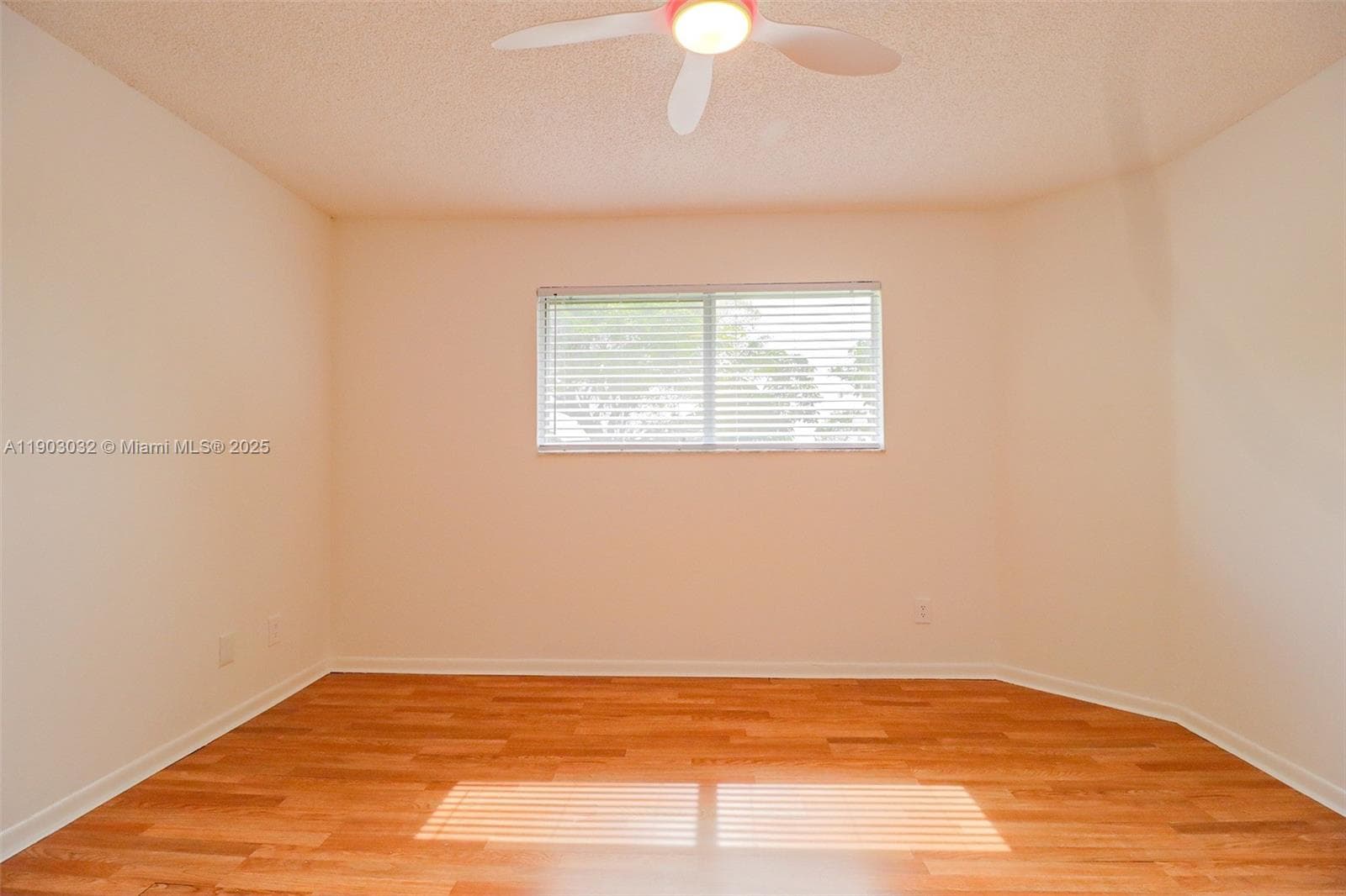 SUMMER LAKE · #105 in Oakland Park - Photo 11