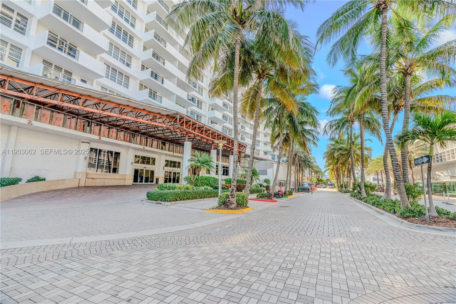 The Decoplage · #323 in Miami Beach - Photo 41