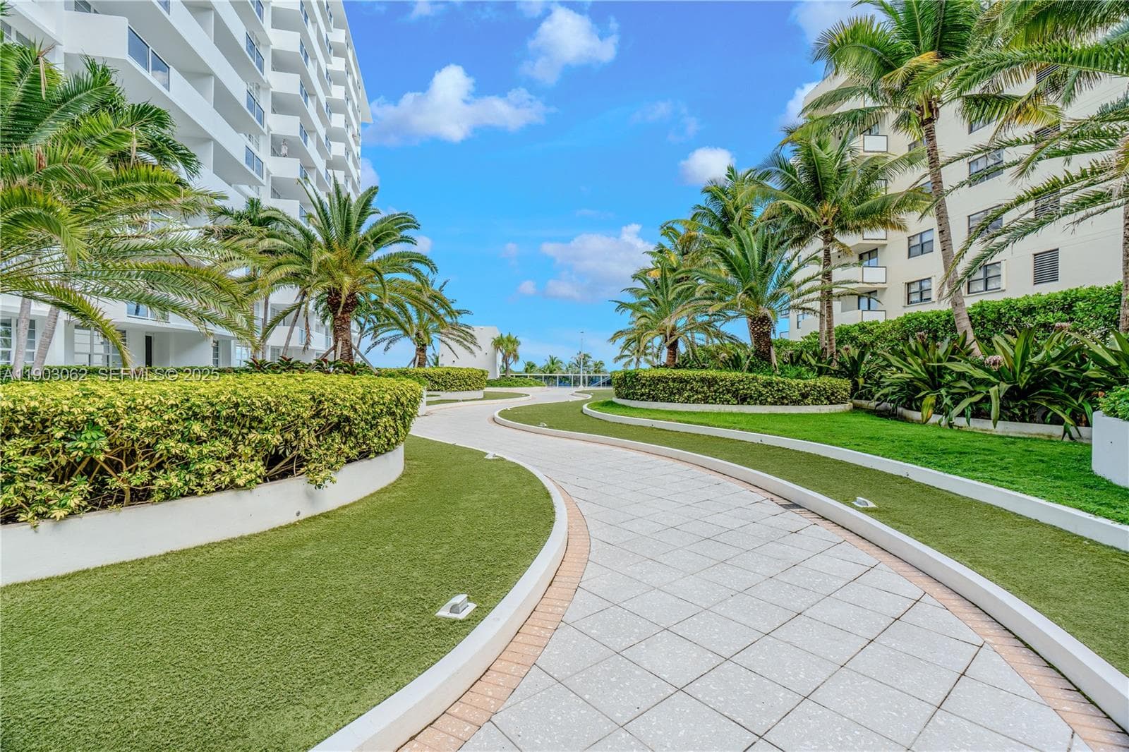 The Decoplage · #323 in Miami Beach - Photo 37