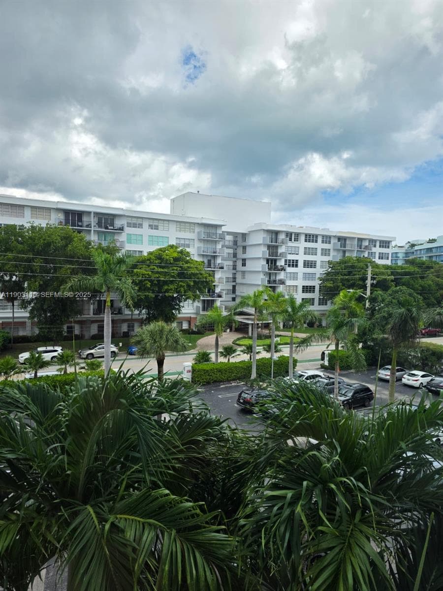 BLAIR HOUSE · #4-C in Bay Harbor Islands - Photo 24
