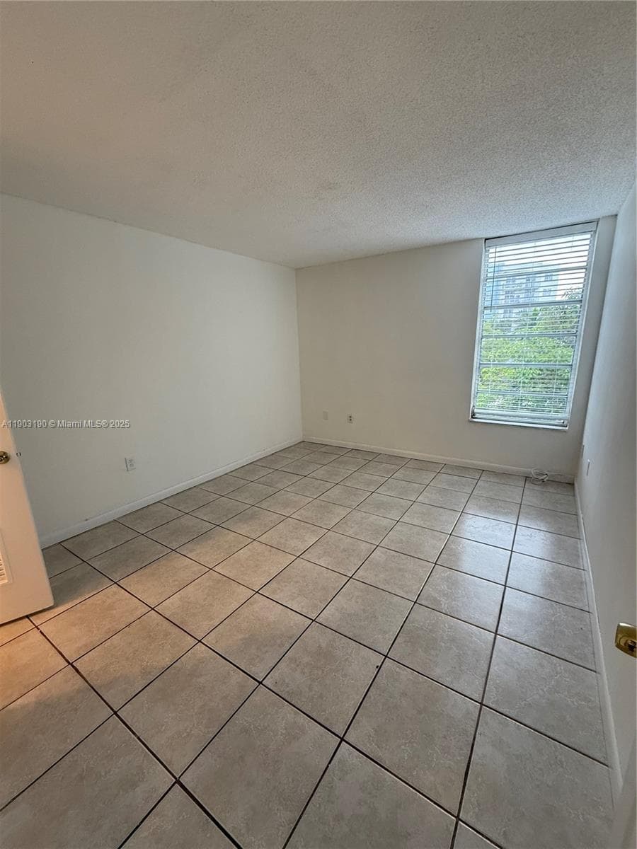 SAN MARCO CONDO · #403 in Miami - Photo 3