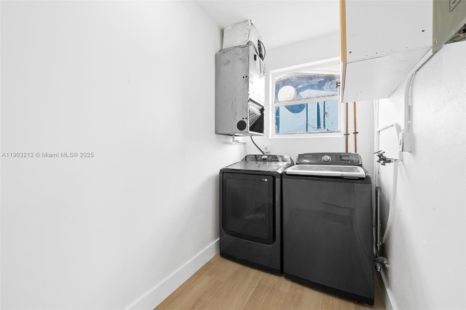 3207 Wilson St photo 18