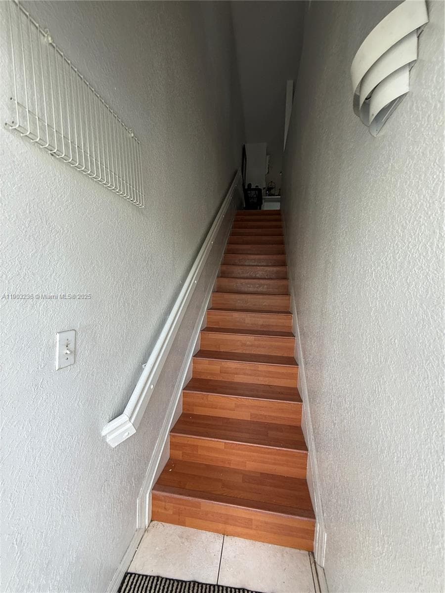 DORAL GRAND CONDO · #76 in Doral - Photo 1