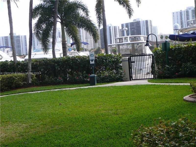 PORTSVIEW @ THE WATERWAYS · #211 in Aventura - Photo 14