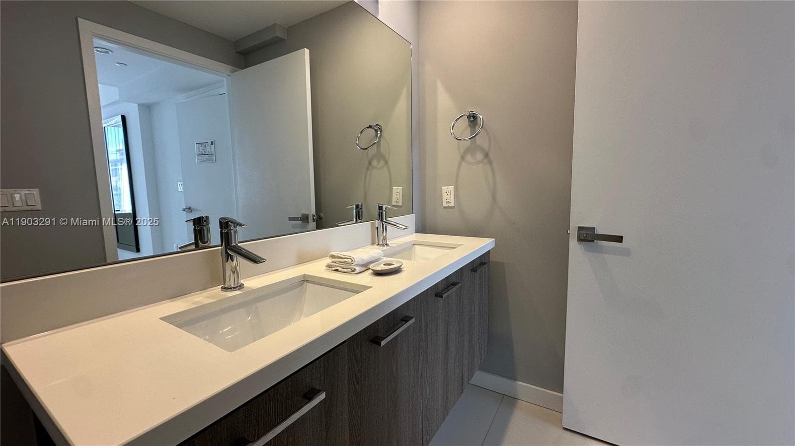 Bay Breeze Residences · #304 in Bay Harbor Islands - Photo 27