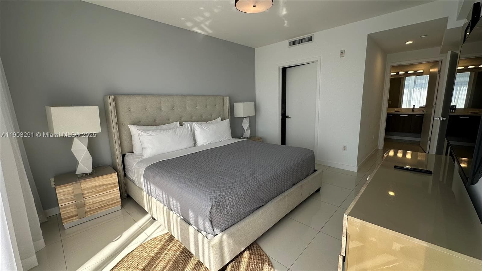 Bay Breeze Residences · #304 in Bay Harbor Islands - Photo 17