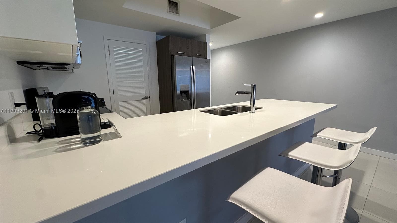 Bay Breeze Residences · #304 in Bay Harbor Islands - Photo 8