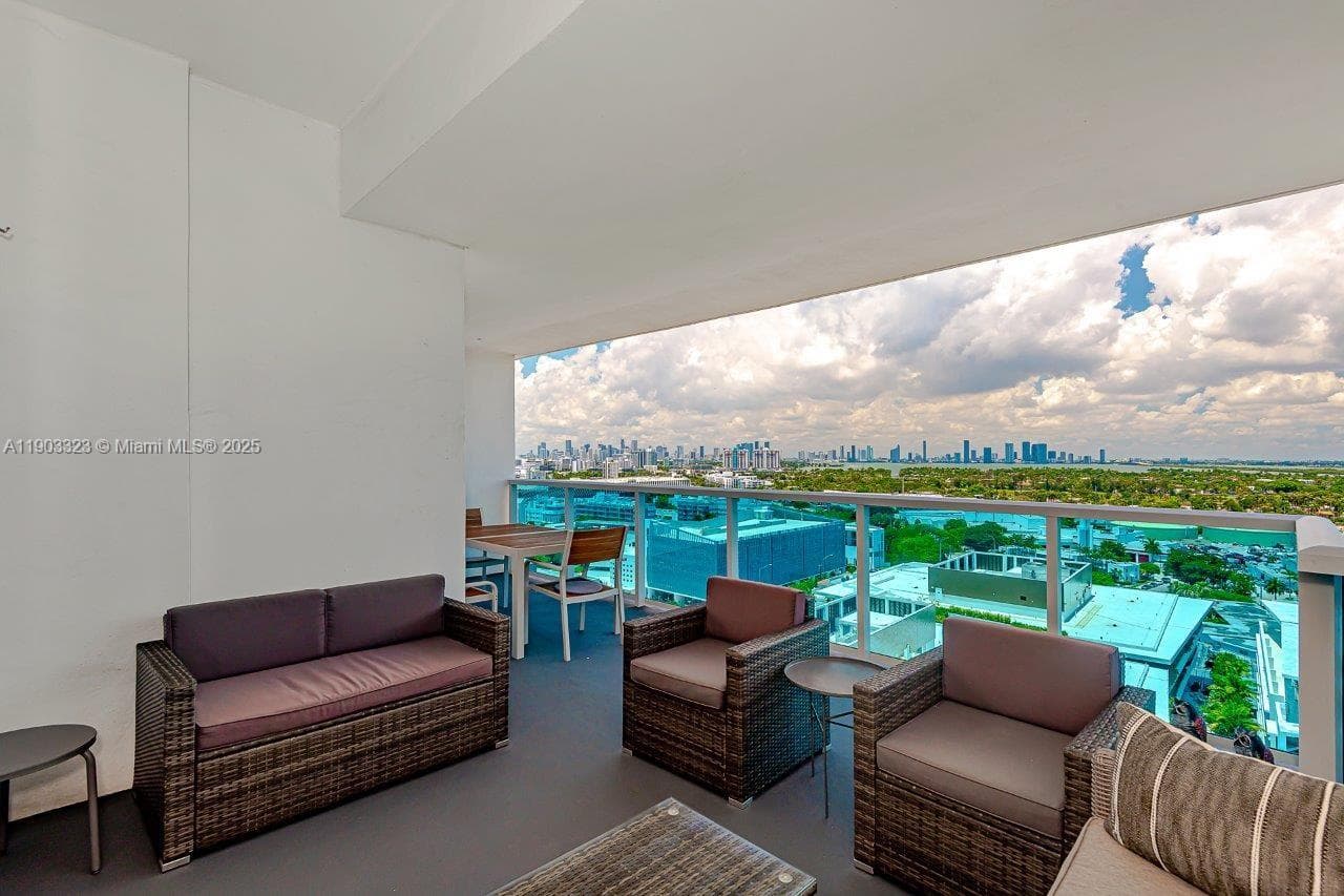 Roney Palace · #PH21 in Miami Beach - Photo 24